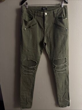 Nola Olive Distressed Men’s Skinny Pants